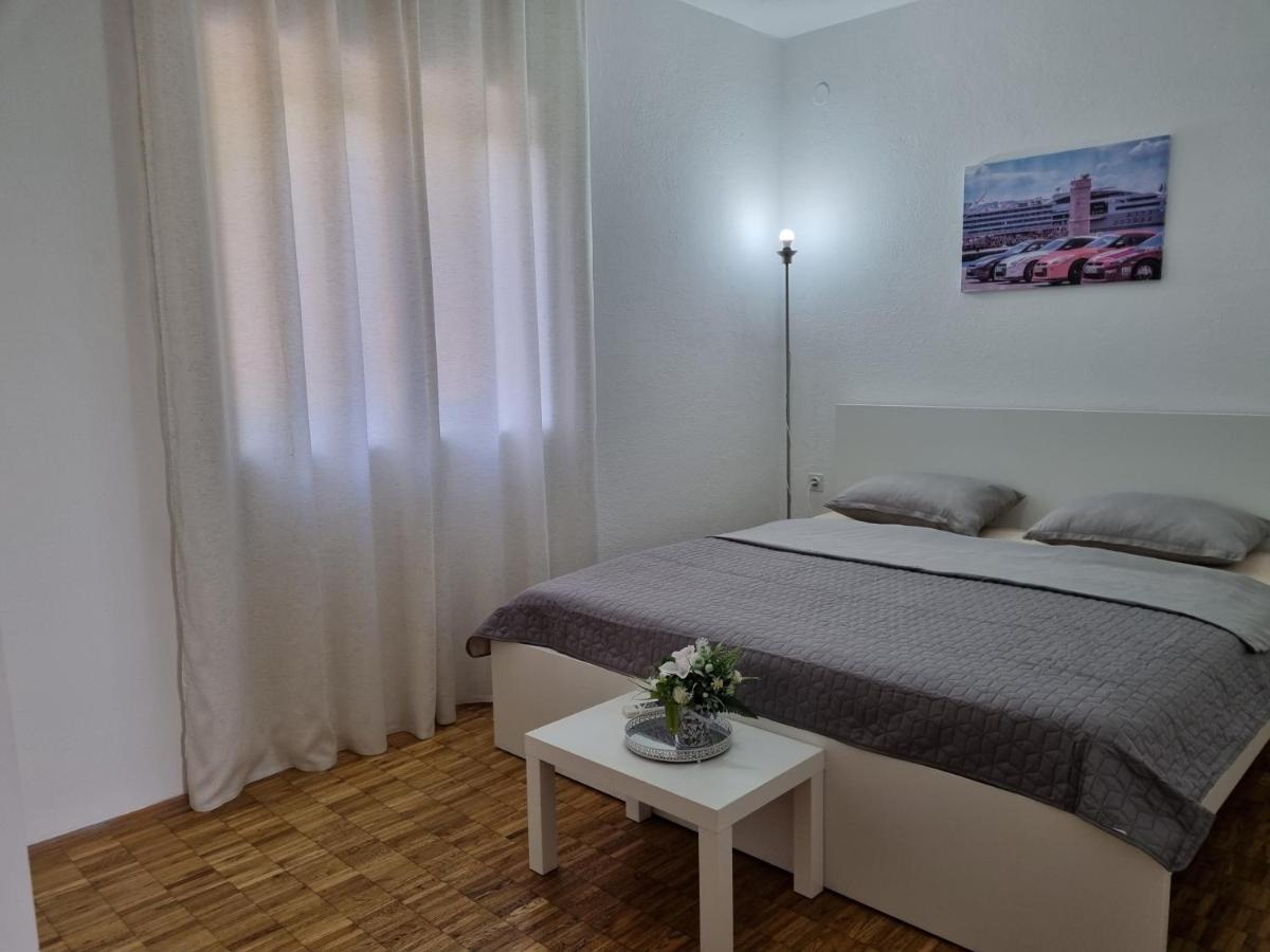 Tarac Apartment Senj  Ngoại thất bức ảnh